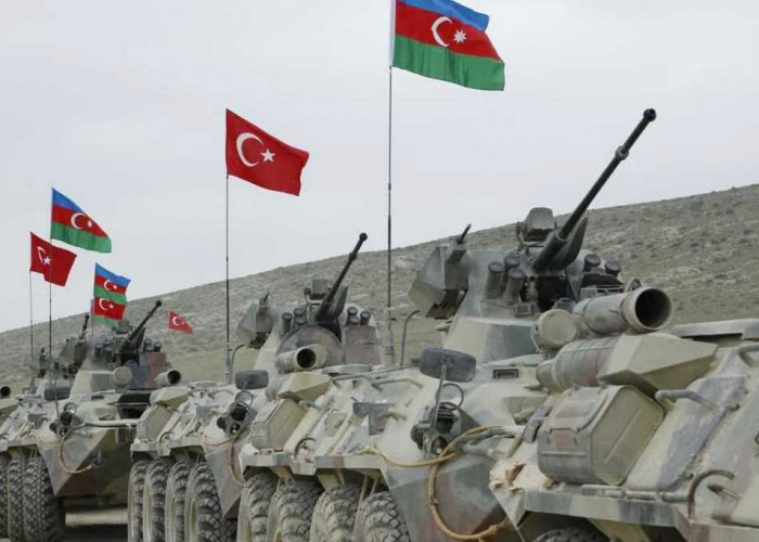 Азербайджан и Турция планируют увеличить число совместных военных учений - министр