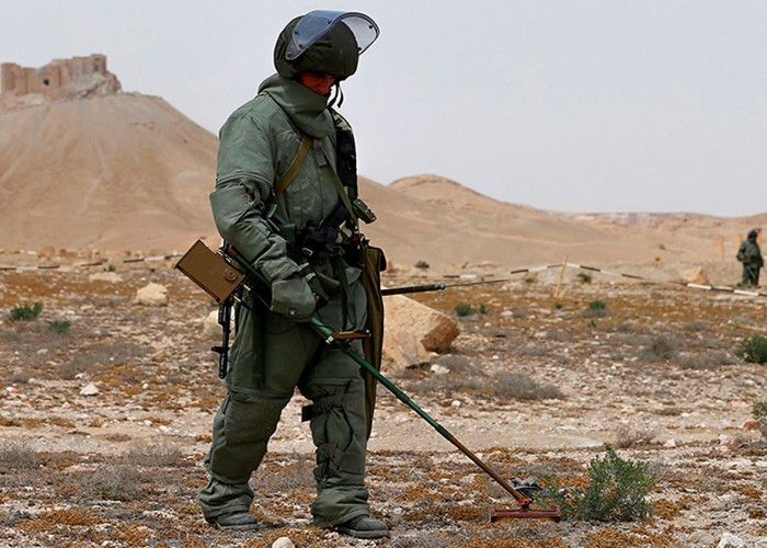 Очистить «пустыню смерти»: как армянские военные помогают проводить разминирование в Сирии