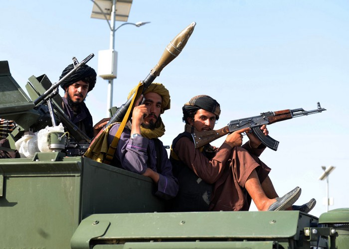 В Кабуле в результате беспорядочной стрельбы погибли 17 человек