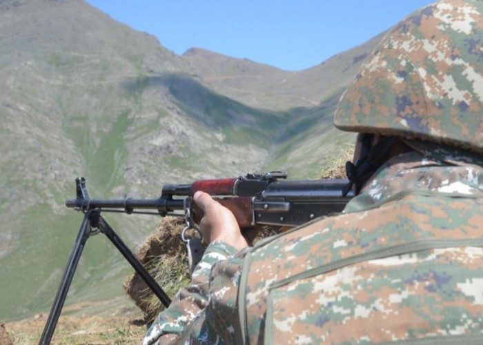 В результате выстрела ВС Азербайджана ранен армянский военнослужащий - МО