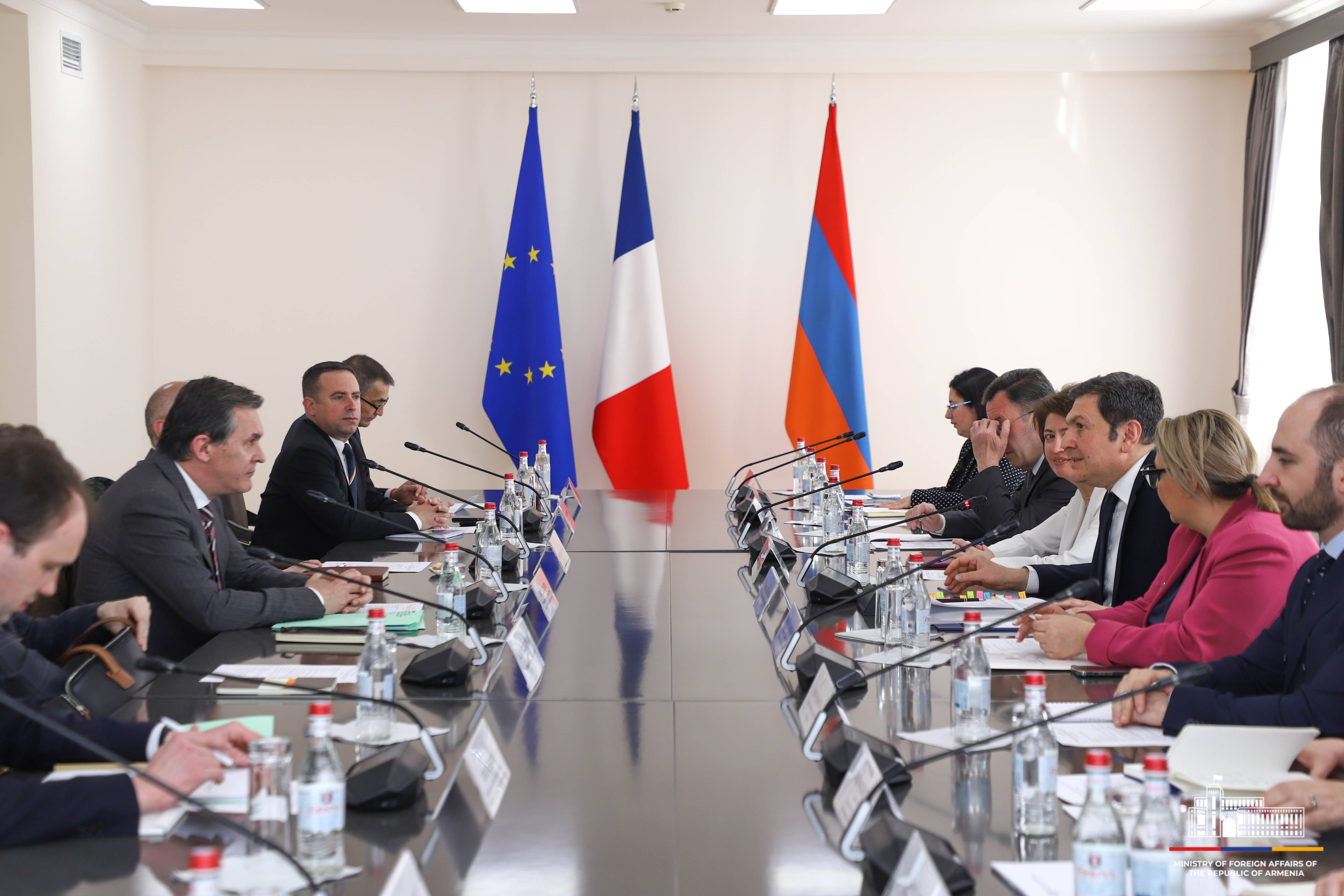 Երևանում կայացել են խորհրդակցություններ Հայաստանի և Ֆրանսիայի ԱԳ նախարարությունների միջև