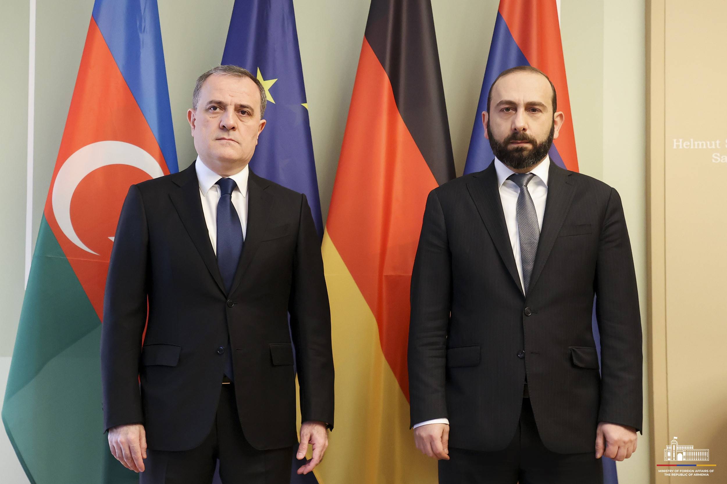 Главы МИД Армении и Азербайджана встретятся 10 мая