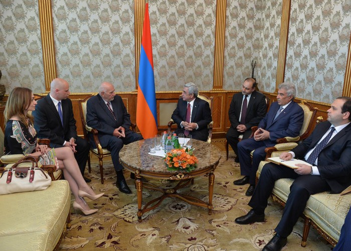 Ереван считает важным опыт Чехии в процессе конституционных реформ 