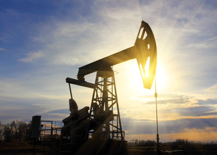 Эксперты: Низкие цены на нефть ударят по Ирану больнее, чем санкции Запада