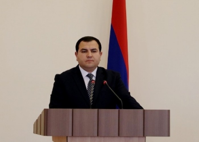 Власти Арцаха не против контактов с Азербайджаном - государственный министр