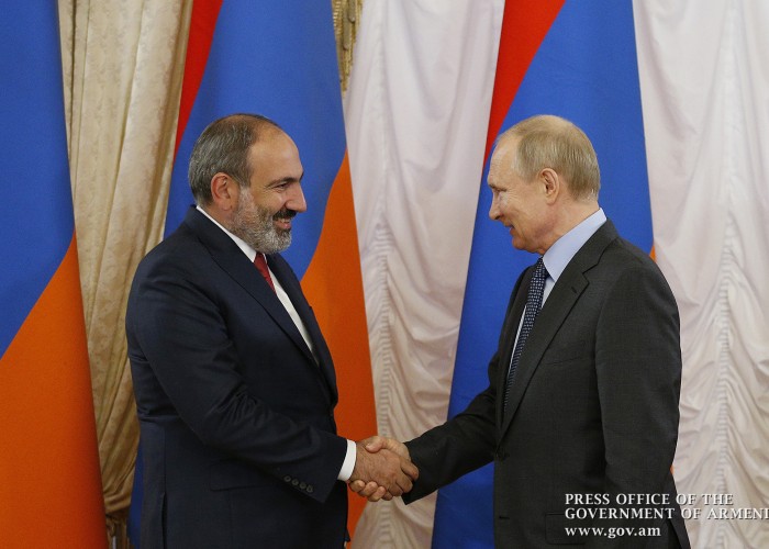 Песков: Путин и Пашинян не обсуждали карабахский конфликт