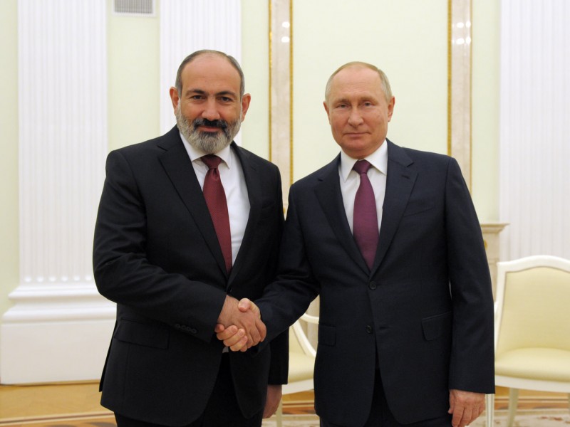 Пашинян - Путину: Нагорно-карабахский конфликт остается нерешенным