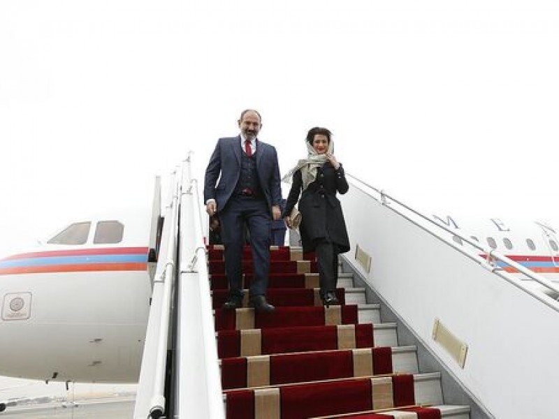 Նիկոլ Փաշինյանն ու Աննա Հակոբյանը մեկնել են Թունիս