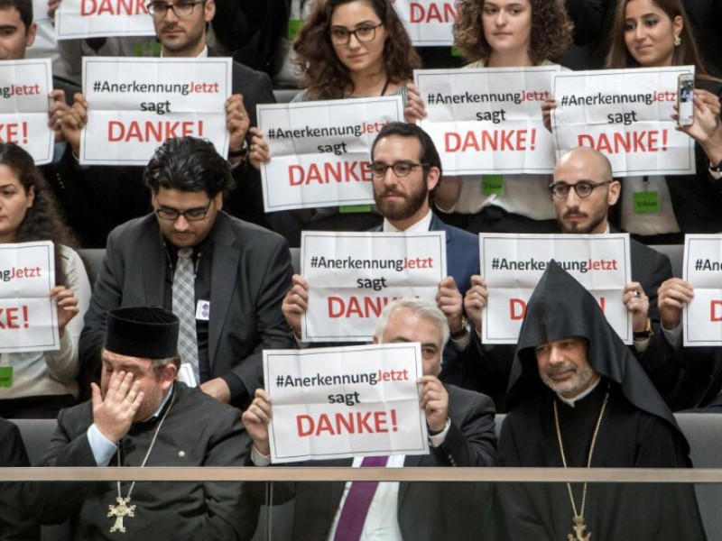 Члены экстремистской группировки «Серые волки» угрожают армянам Германии