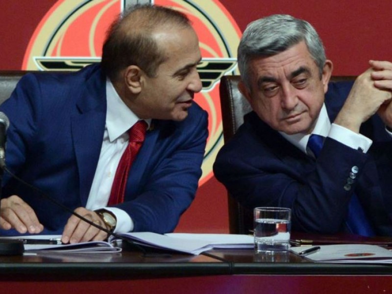 За кулисами ереванских событий: Президент Армении устраняет своего основного конкурента  