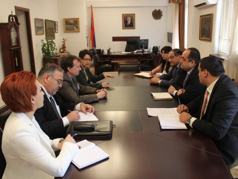 Посол: США привержены реформам в системе правосудия в Армении