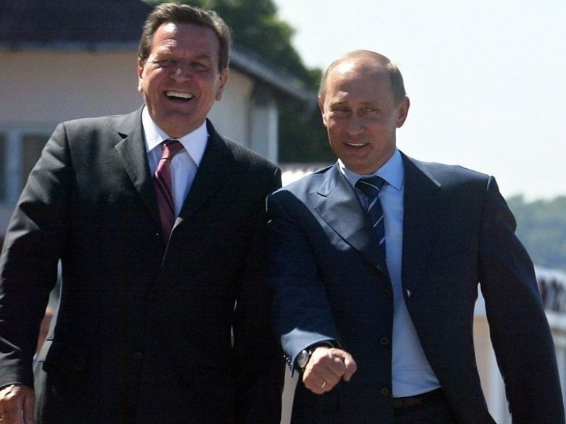 Герхард Шредер: не пригласить президента РФ на саммит G7 – ошибка