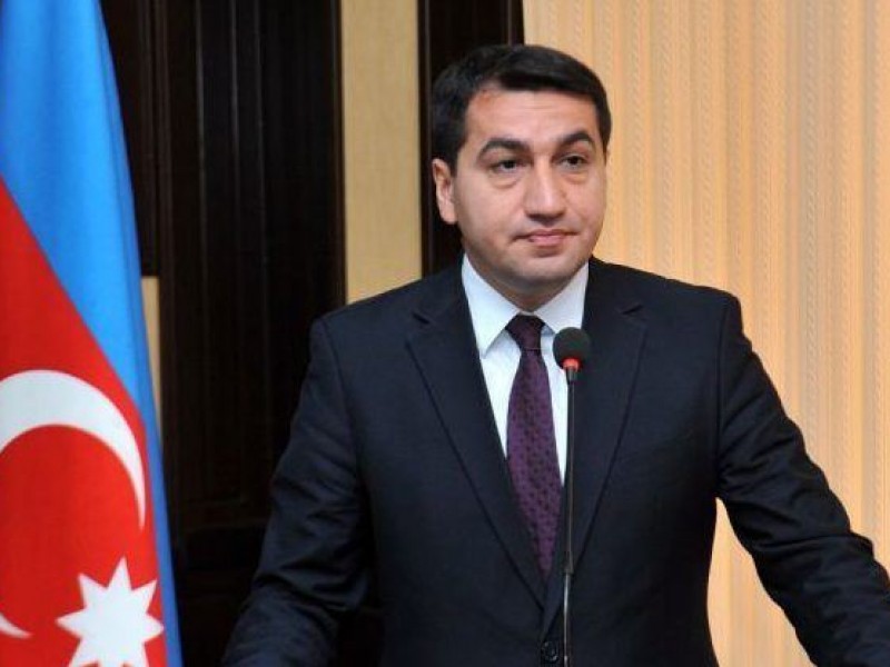 Гаджиев: возвращение азербайджанцев в Армению должно быть закреплено в договоре с Ереваном