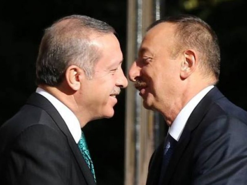 Эрдоган позвонил Алиеву и выразил соболезнования и поддержку 