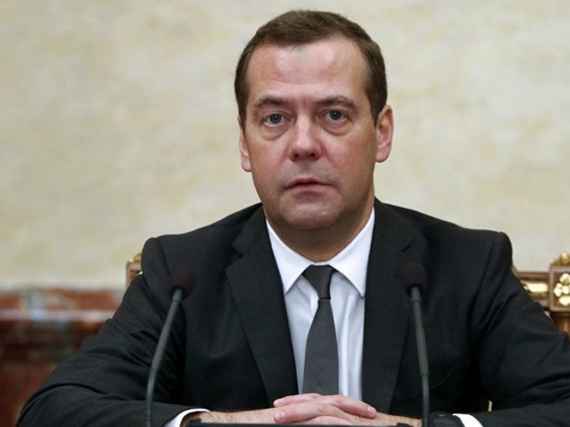 Дмитрий Медведев с официальным визитом посетит Армению - газета