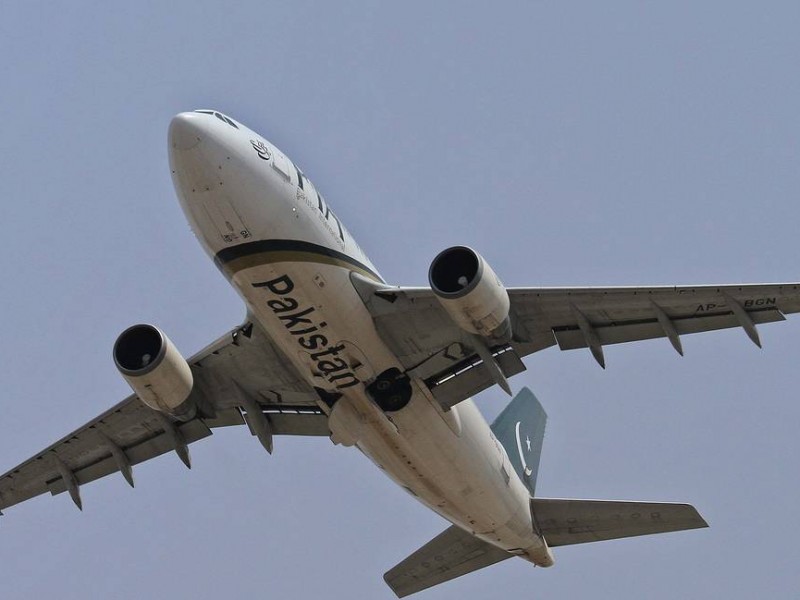 В Пакистане разбился пассажирский самолет 