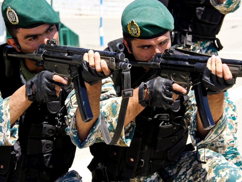 Իրանում հայտնել են զորահանդեսի ժամանակ ահաբեկչության կազմակերպչի ոչնչացման մասին