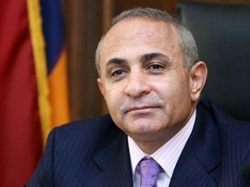 Премьер-министр Армении предложил странам ЕАЭС перейти на расчеты в рублях
