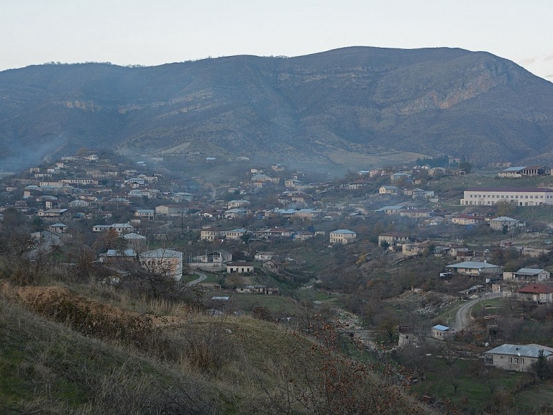 ВС Азербайджана из миномета обстреляли территорию близ школы села Хнапат - МВД Арцаха 