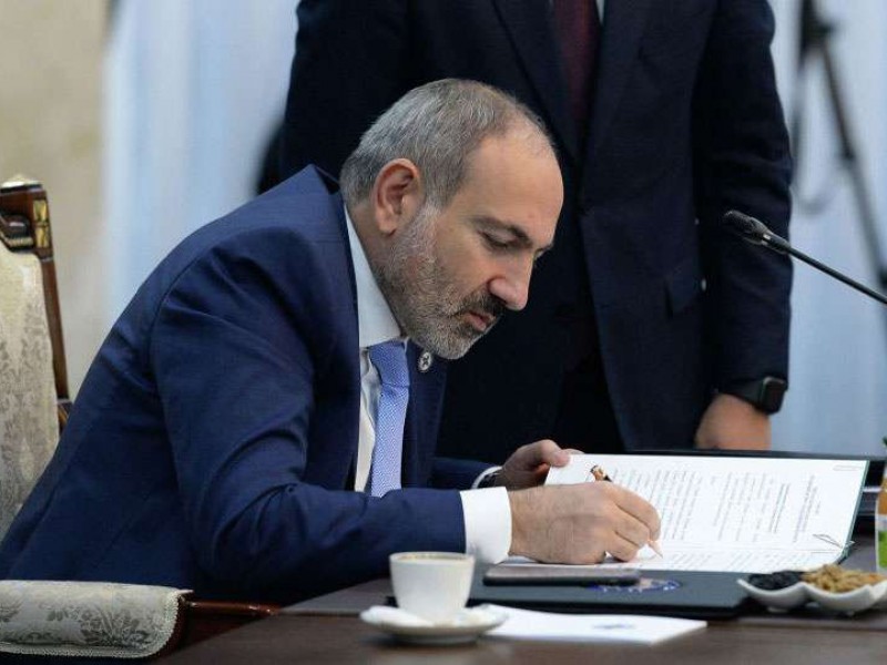 У премьер-министра Армении новый советник 