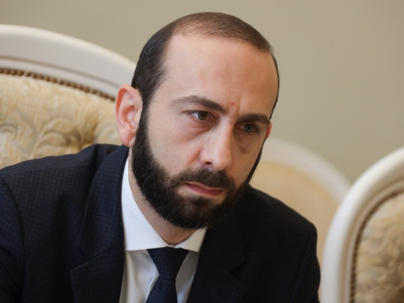 Глава МИД Армении призвал не распространять азербайджанские нарративы