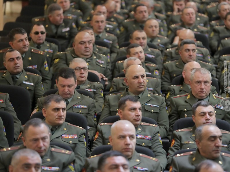 В оборонном ведомстве Армении проходит оперативный сбор командного состава ВС республики