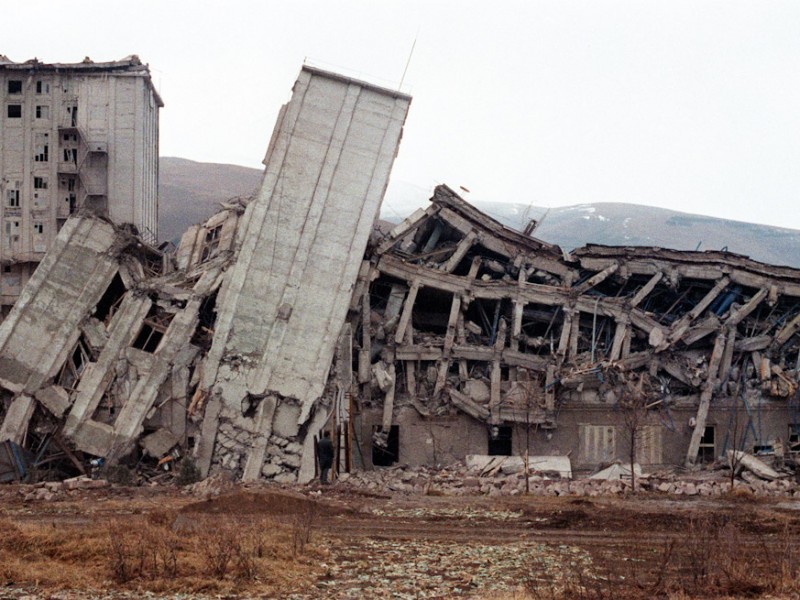 В Армении вспоминают жертв Спитакского землетрясения 