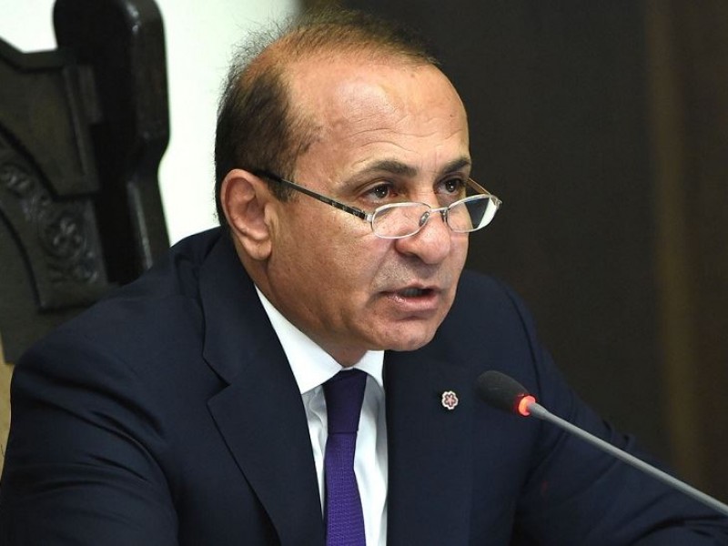 Овик Абрамян обещает наказать виновных в нарушениях во время референдума 