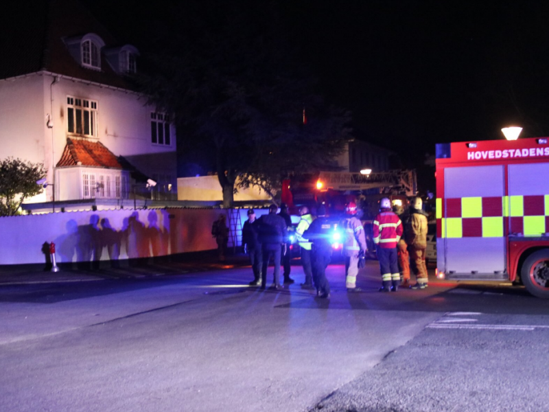 Неизвестные напали на посольство Турции в Дании
