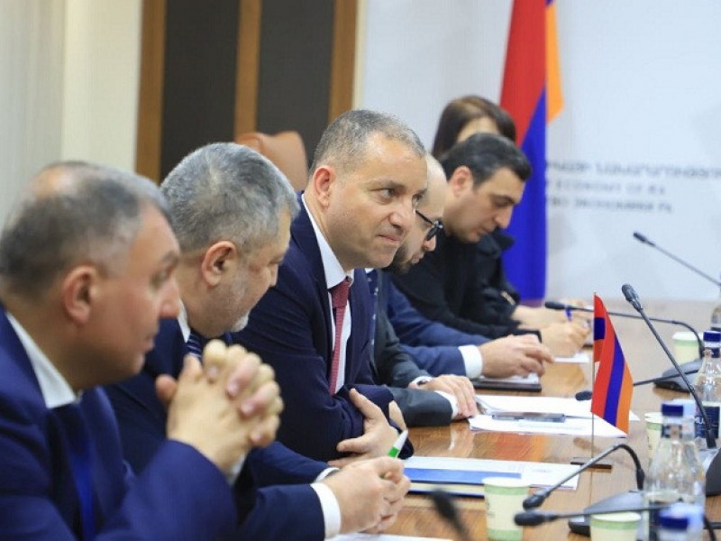 Обсуждена возможность создания совместных армяно-белорусских предприятий