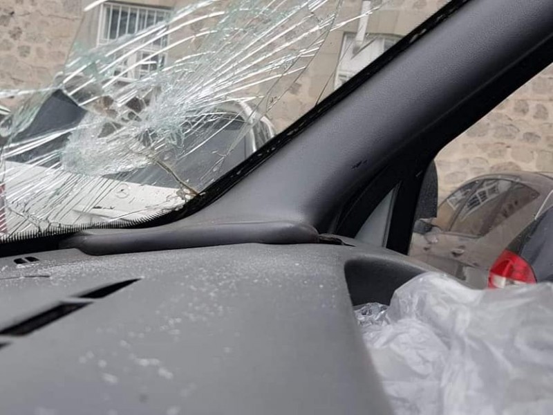 Ադրբեջանցիները քարեր են նետել մեքենայի վրա. Գորիսի փոխքաղաքապետ