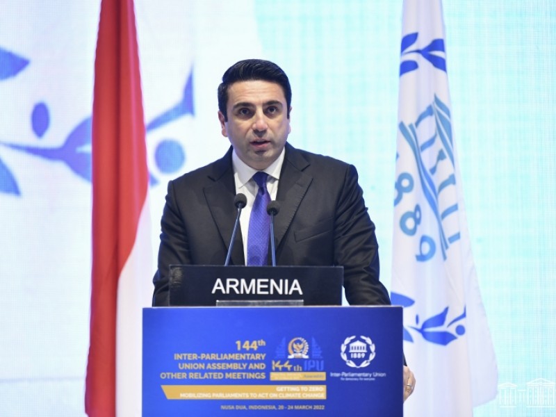 Армения продвигает политику увеличения возобновляемой энергии - Ален Симонян