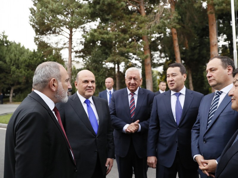 Пашинян принял участие в заседании Евразийского межправсовета в узком составе