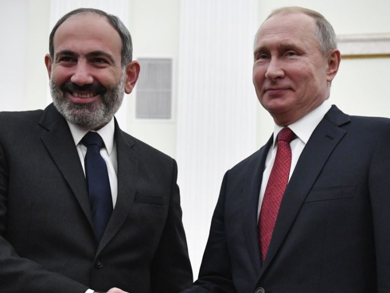 Путин: Дружба - надежная основа для развития российско-армянских союзнических отношений
