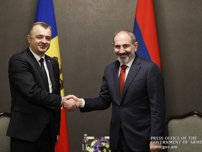 Премьер-министры Армении и Молдовы договорились поднять уровень экономических отношений