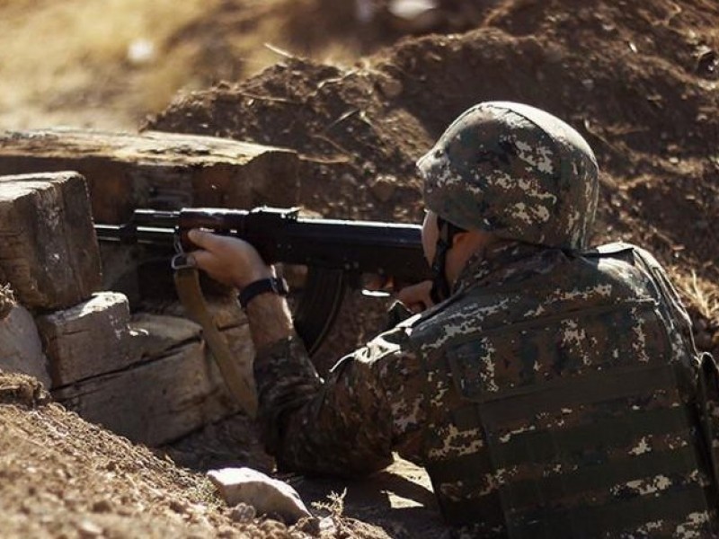 ВС Азербайджана открыли огонь в направлении армянских позиций - Минобороны Армении