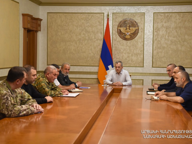 Президент Арцаха Самвел Шахраманян провел рабочее совещание