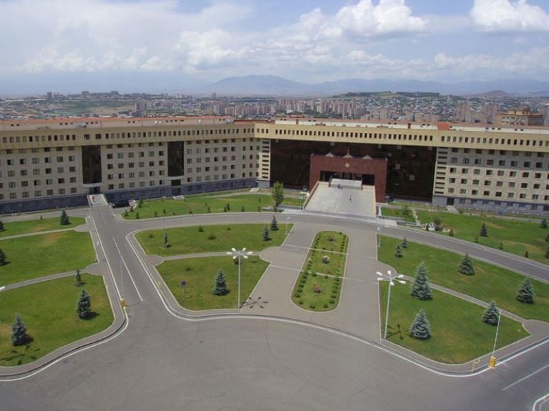 МО Армении заявило об азербайджанских беспилотниках в воздушном пространстве страны