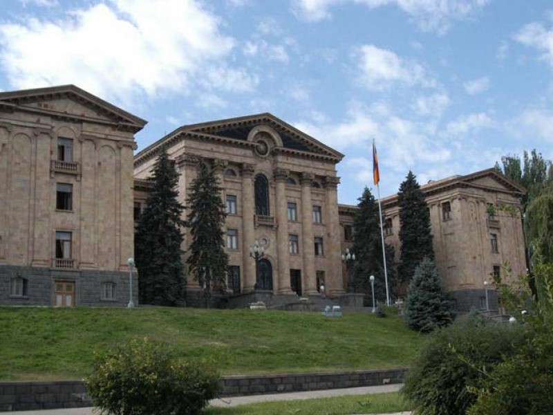 Парламент Армении во внеочередном порядке рассмотрит договор об объединенной системе ПВО с РФ