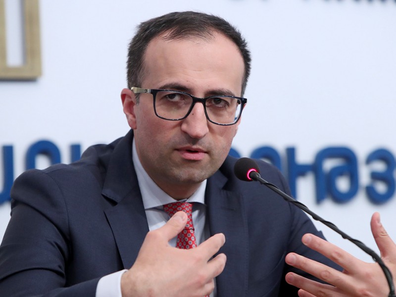 Арсен Торосян назначен руководителем аппарата премьер-министра Армении