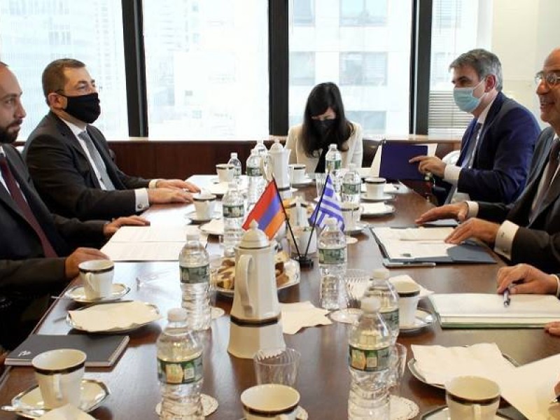 Главы МИД Армении и Греции обсудили широкий спектр актуальных вопросов 