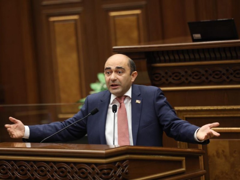 Марукян предлагает упразднить КС, НС, а также все министерства и суды Армении