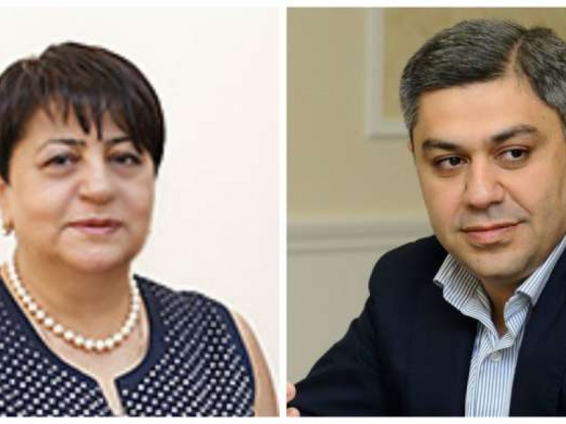 Мать Артура Ванецяна уволилась с должности помощника президента Армении