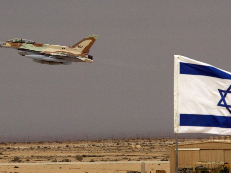 ВВС Израиля нанесли удар в окрестностях аэропорта в Дамаске