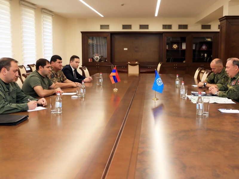 В Минобороны Армении Сидоров представил итоги работы группы по оперативной обстановке 