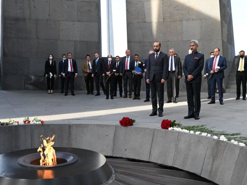 Министр иностранных дел Индии Субраманьям Джайшанкар посетил мемориал Геноцида армян
