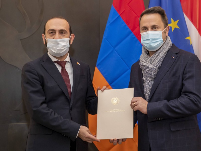 Арарат Мирзоян передал премьер-министру Люксембурга приглашение Пашиняна посетить Армению
