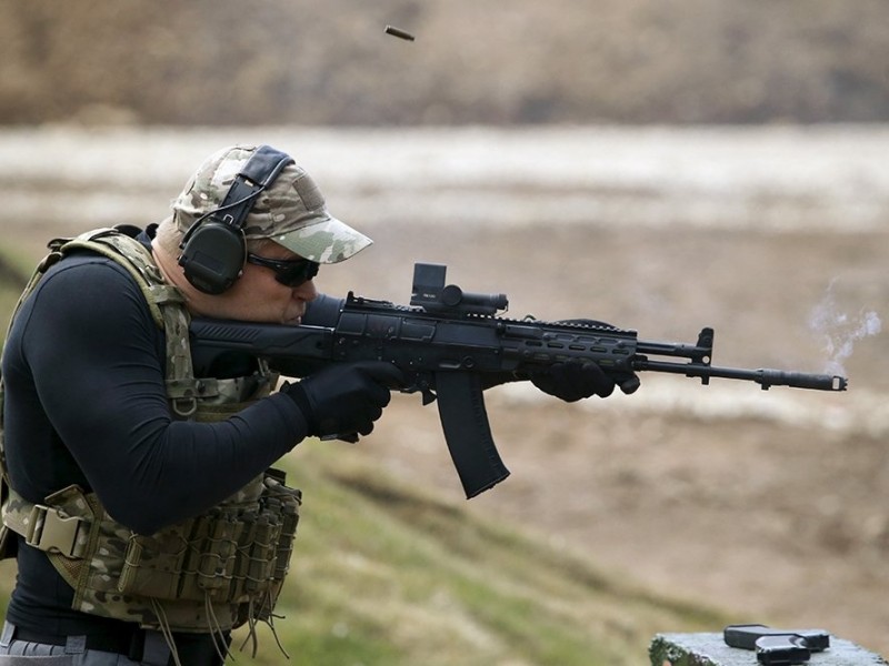 Հայաստանը կդառնա առաջին երկիրը, որը ձեռք կբերի ռուսական АК-12 ինքնաձիգեր