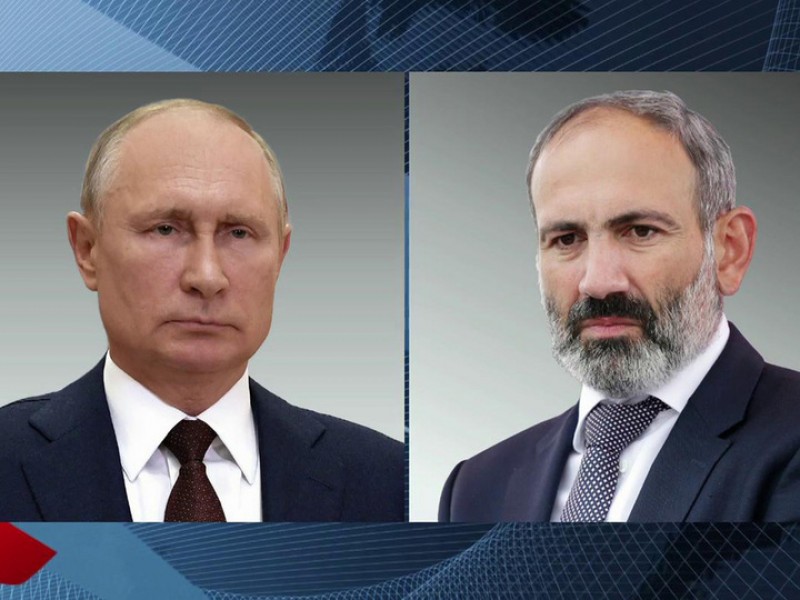 Путин и Пашинян обсудили по телефону ситуацию в Карабахе 