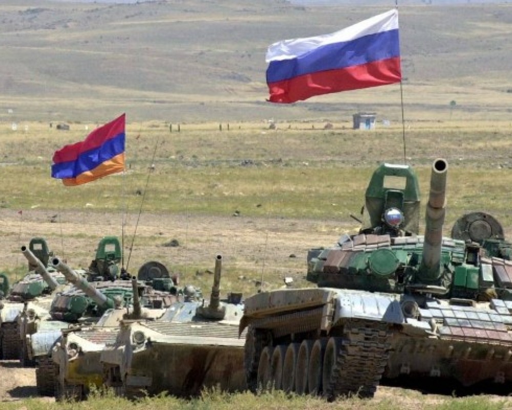 Российская военная база в Армении пополняется выпускниками военных вузов
